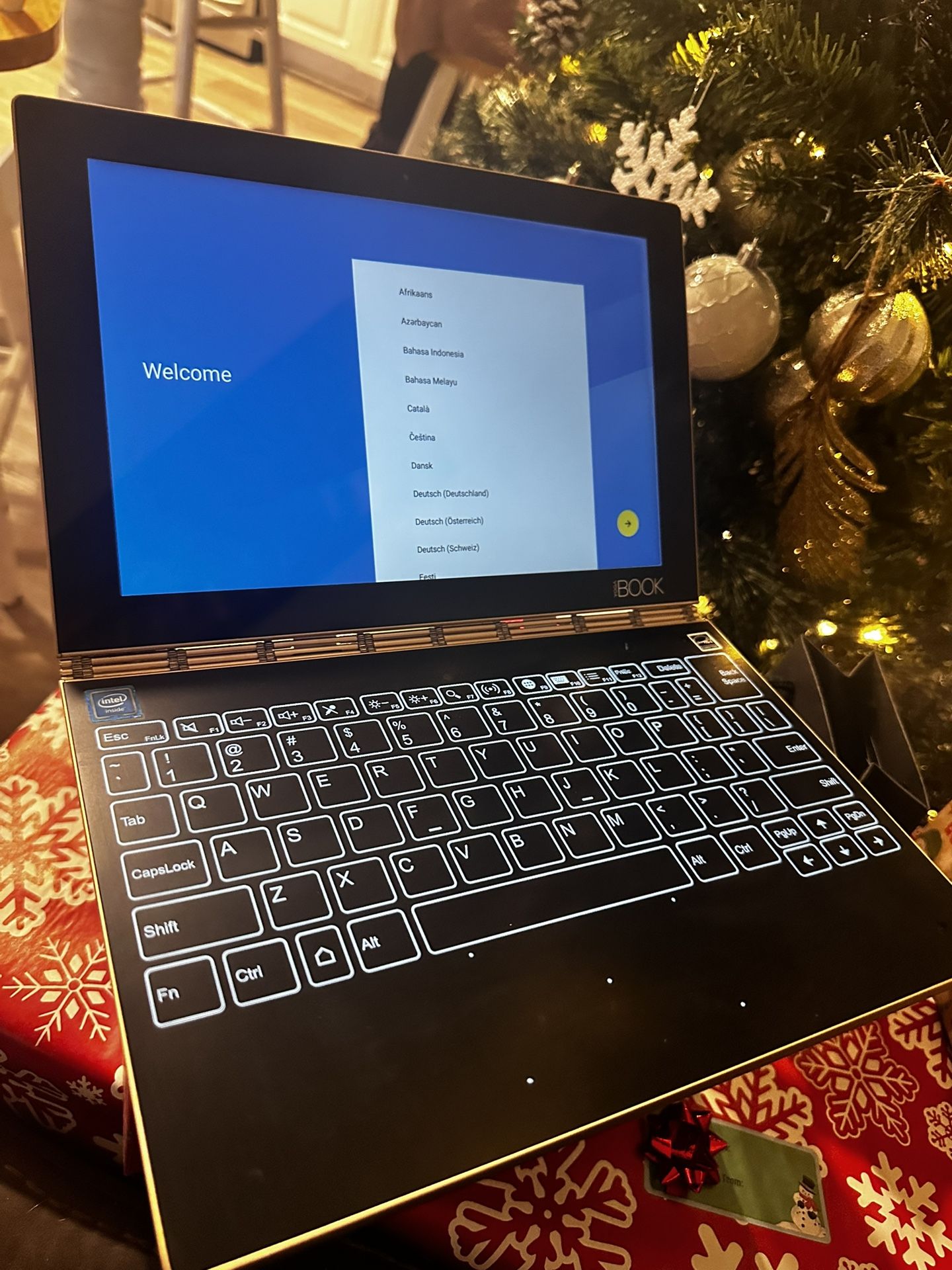 Lenovo Yoga Book