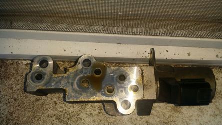 Variable intake soleinoid valve