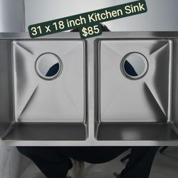 31 x 18 inch Kitchen Sink 18 Gauge Double Bowl, MAU22-3118D55 8.1110