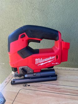 Milwaukee (2737-20) M18 FUEL 18V Lithium-lon Brushless Cordless Jig Saw (Tool-Only)