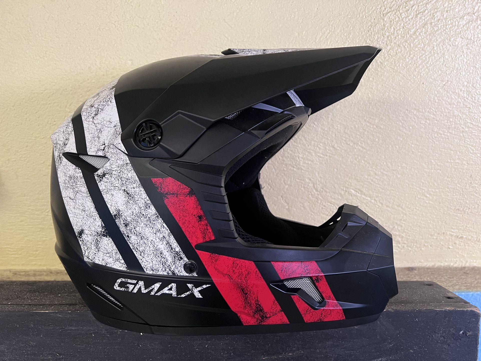 GMAX MX-46 Helmet