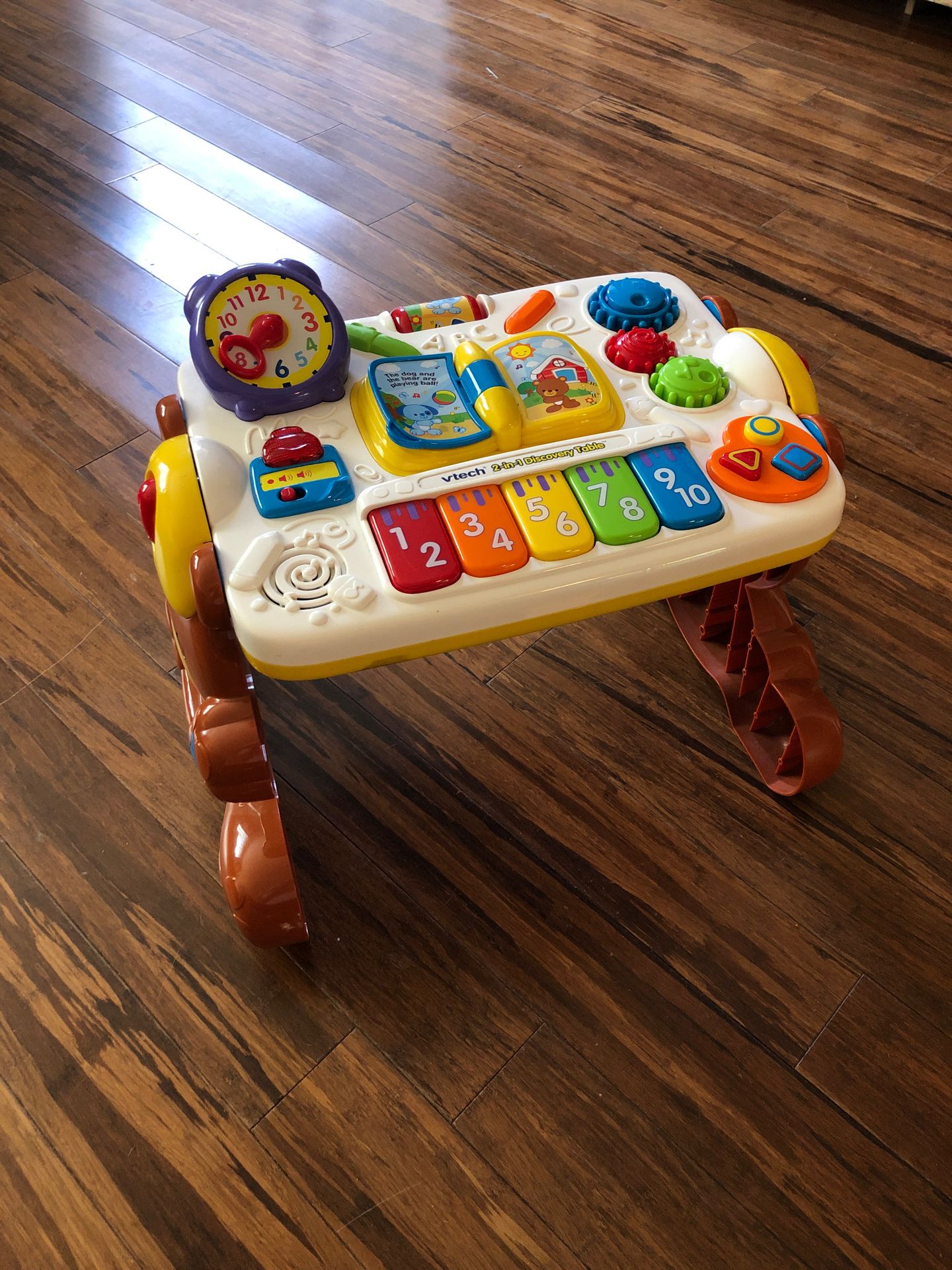 Baby desk toy