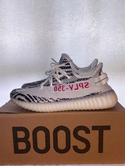 Yeezy zebras size 8.5M