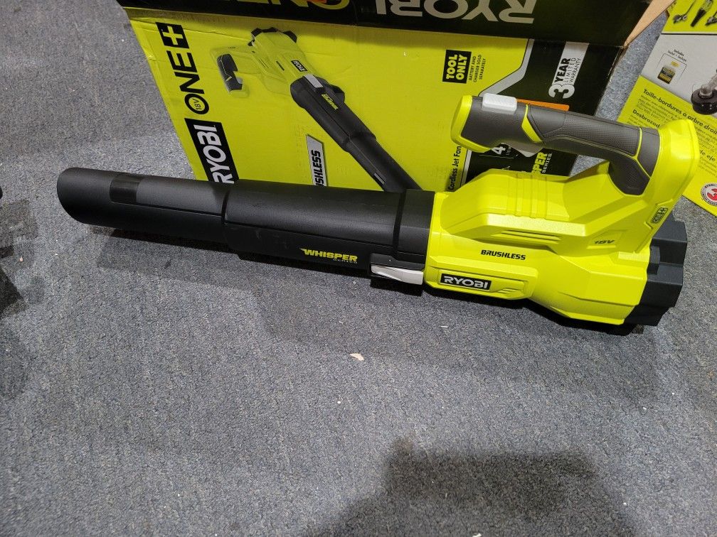 RYOBI ONE+ 18V Brushless Whisper Series 110 MPH 410 CFM Cordless