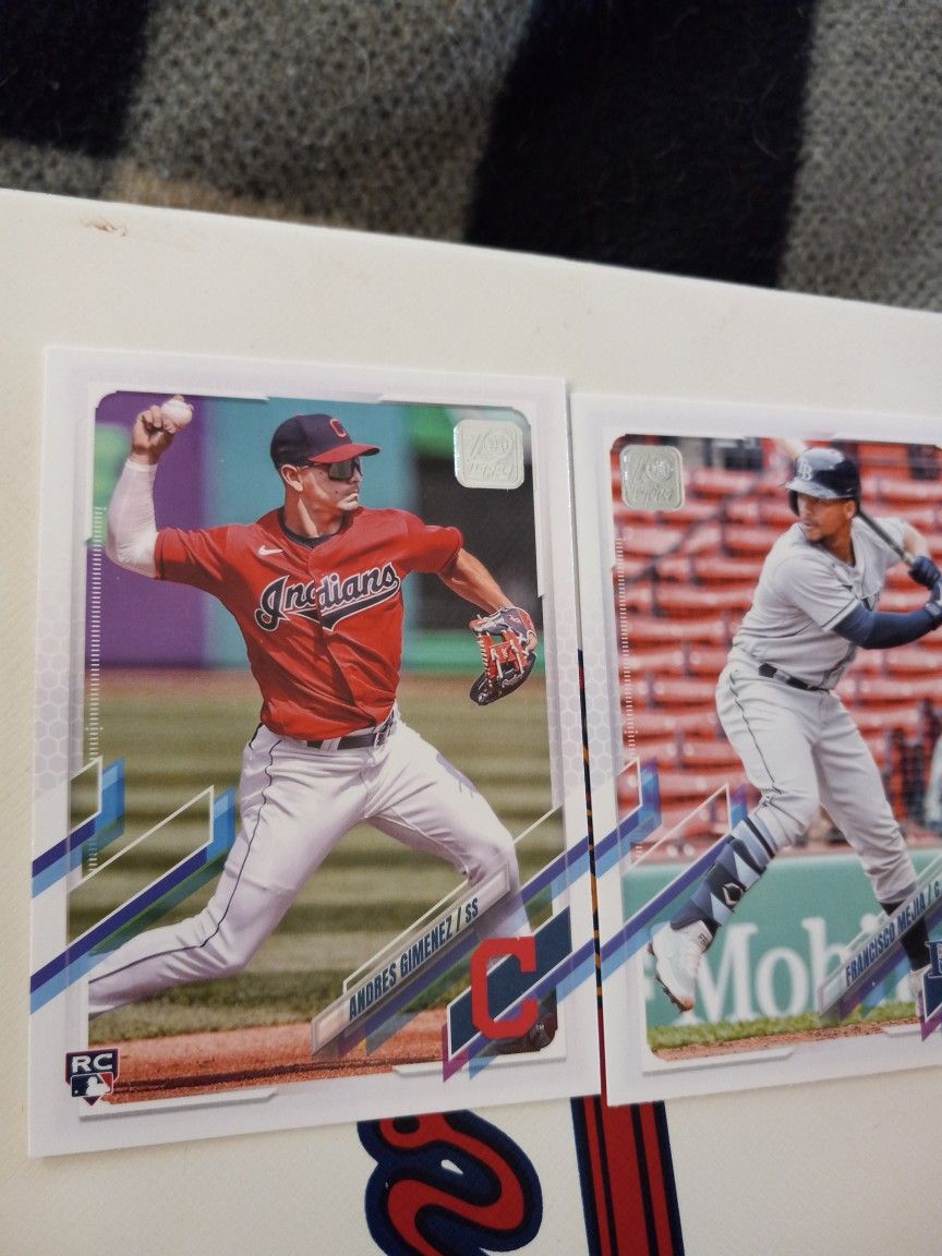 2021 Topps *rookie card * Plus One
