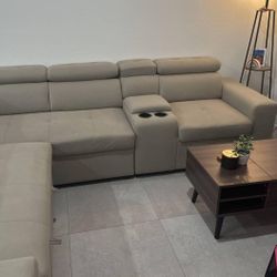 I'm selling a new sectional sofa bed! / Ask for price 
