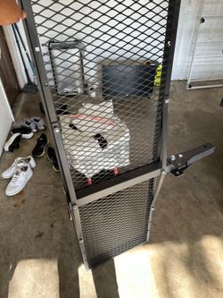 Traveling cage