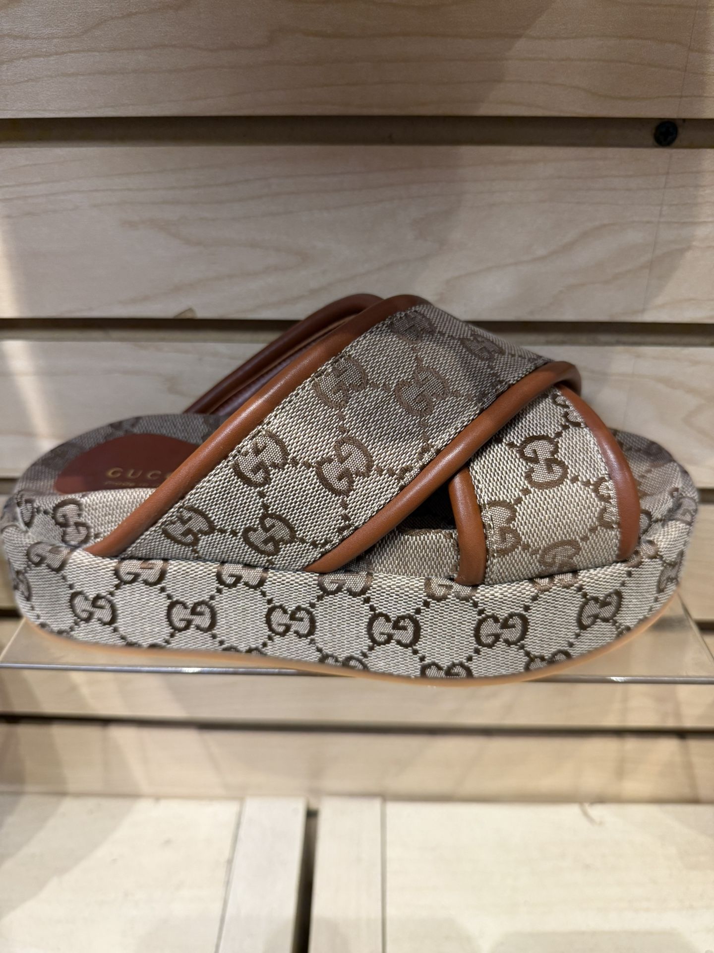 Gucci Size 35-42 Female