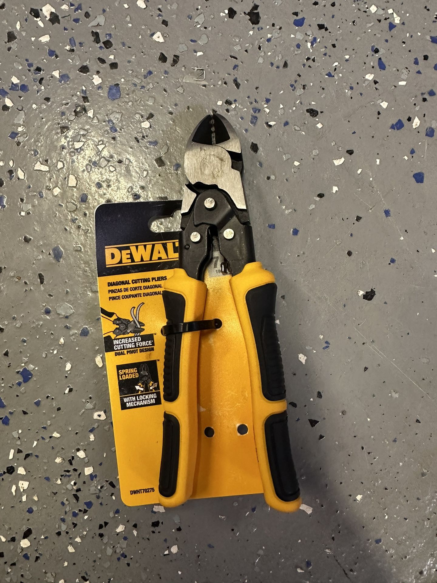 DeWalt Diagonal cutting pliers