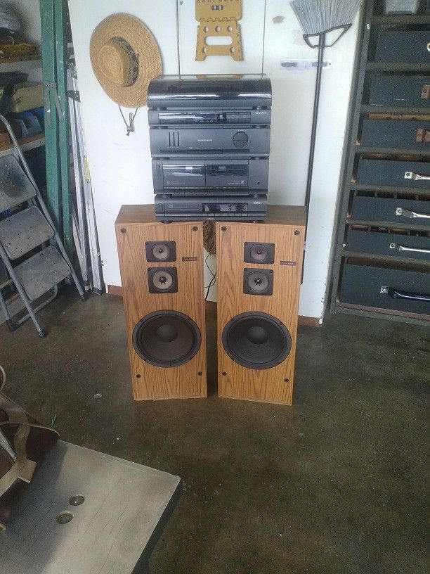 Old School Stereo System