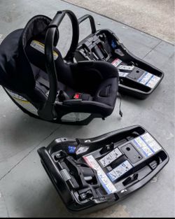 BOB Car Seat with 2 ClickTight bases and stroller adapter