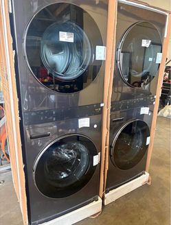 LG Washtower Gas Stacked Laundry Center