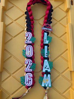graduation lei