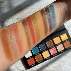 Hello charmer Eyeshadow Pallet