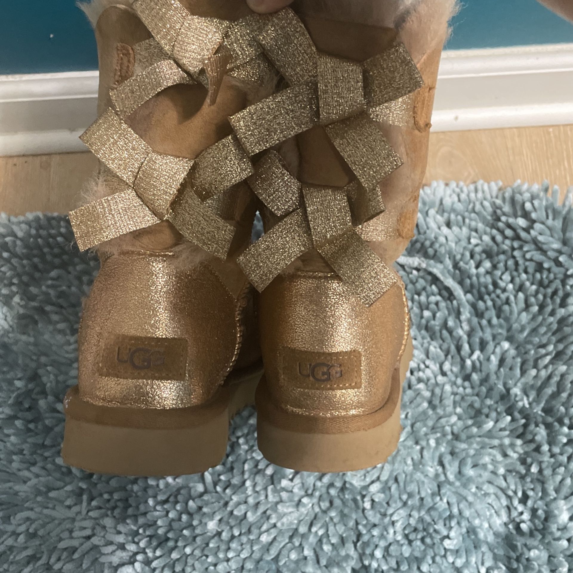 Size 9 Uggs