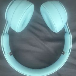 Solo Pro beats , used $70 Or OBO