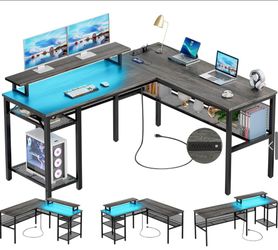 Desk (like new)