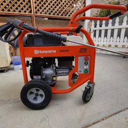 HUSQUARNA 3100 PSI  NICE!! For a second owner  VERY GOOD CONDITION,