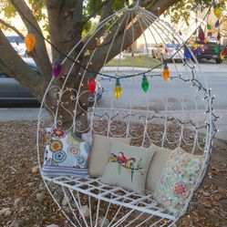 Vintage Iron Peacock Swing
