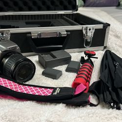 18-55mm Canon EOS REBEL XT digital Camera Combo