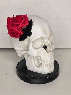 Gothic Halloween Skull Decor Red Roses Bat Spider Tabletop Centerpiece
