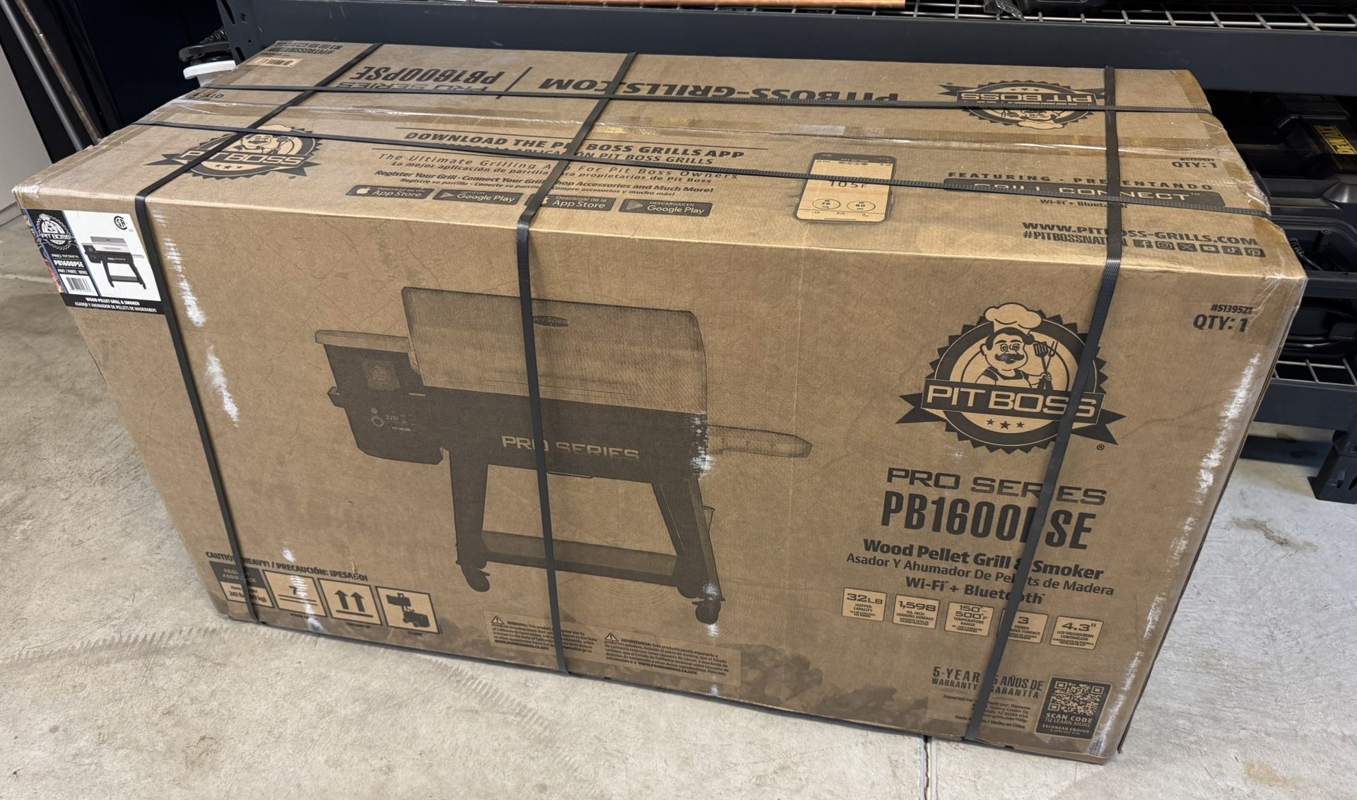 BRAND NEW Pit Boss Smoker