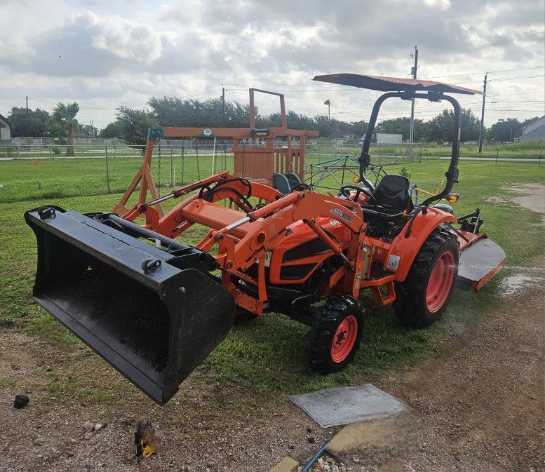 2013 kioti tractor