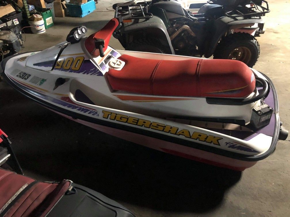Arctic cat tigershark 900 pwc jetski