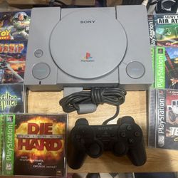 PLAYSTATION 1 PS1 Bundle TESTED AND WORKING