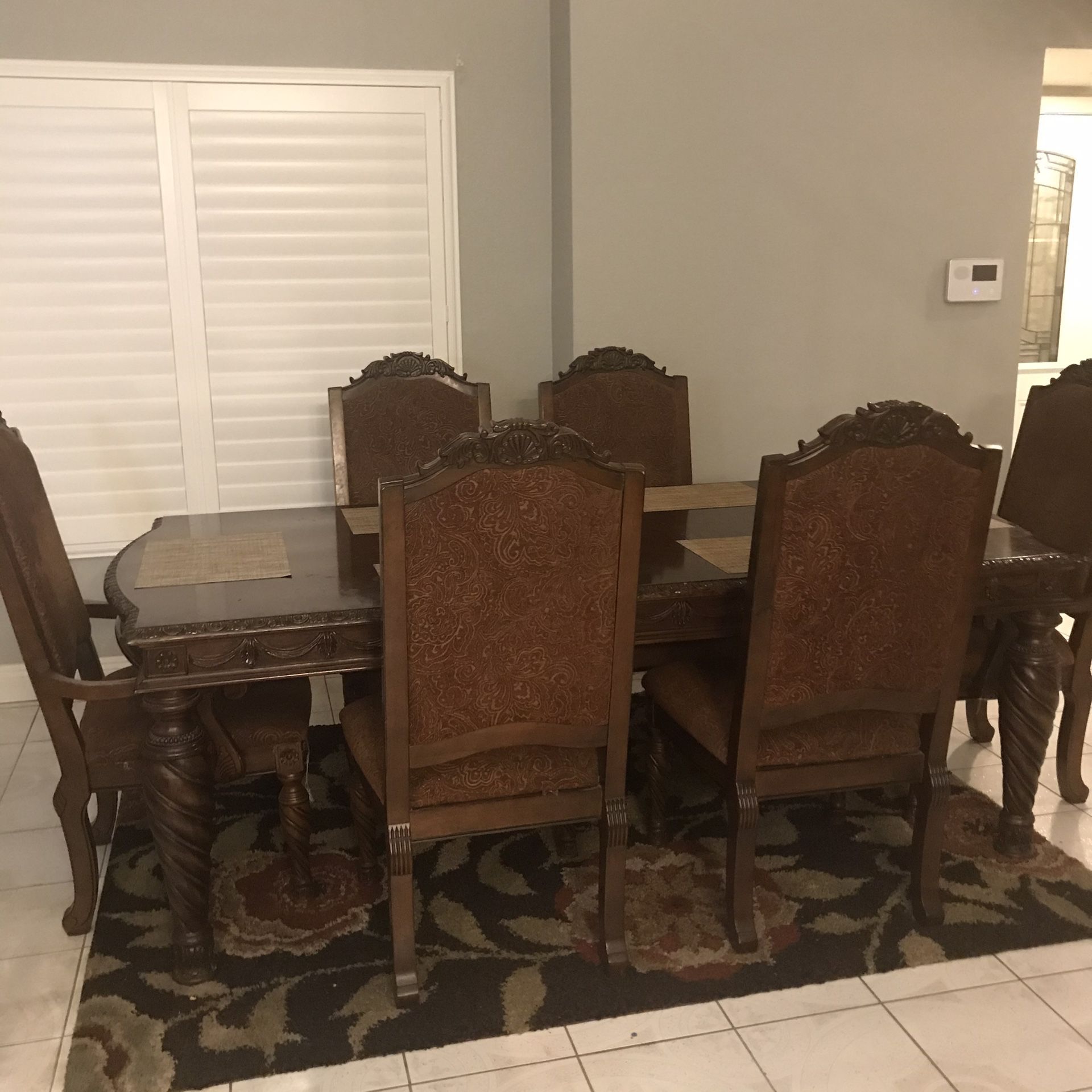 6 Chair and Dining Table