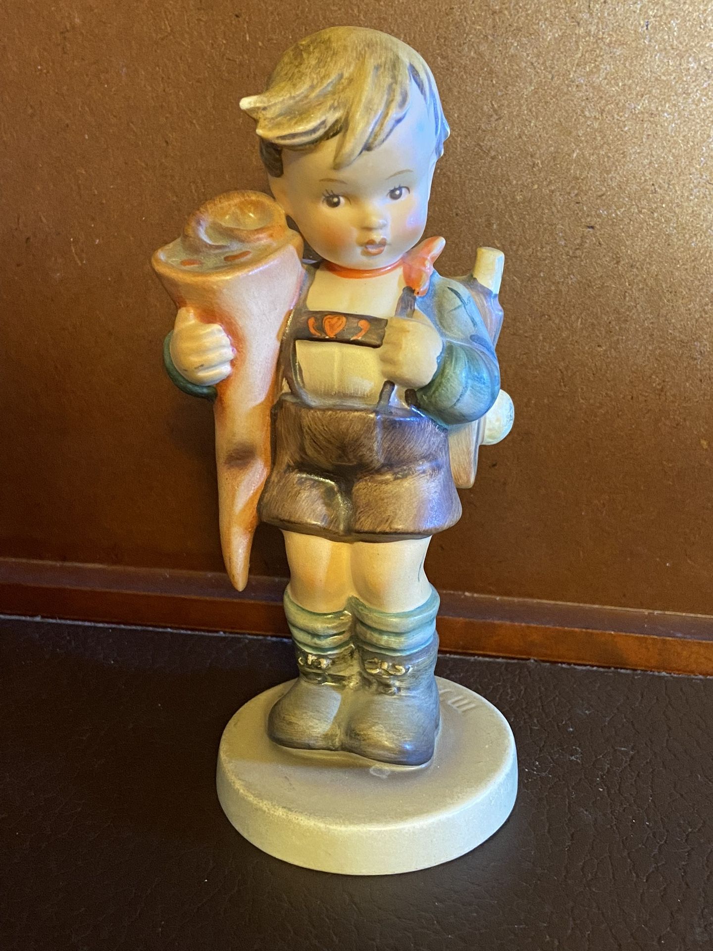 Vintage porcelain figure