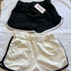 Two Pairs Of Super Cute Shorts Brand New Size Medium