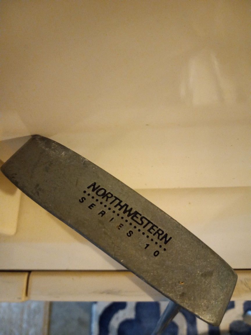 NORTHWESTERN SERIES 10 PUTTER.