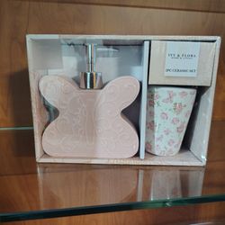 ceramic bathroom set and towel set