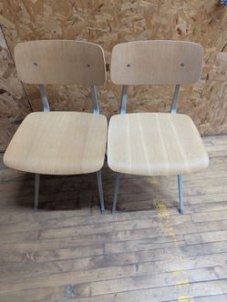 Modern 2pc sitting  set