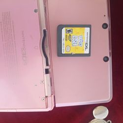 Nintendo 3 DS No Cargador Con 1  Juego Casi Nuevo 