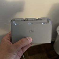 DJI Mini 2 Two-way Charging Hub With 3 Batteries