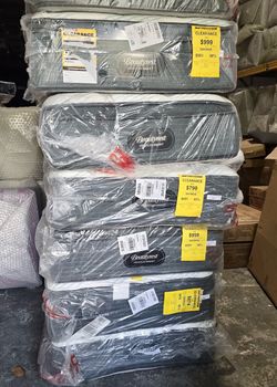 NEW Twin XL Mattress Beautyrest ( Can Deliver or Pickup )