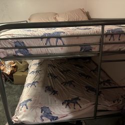 Medal Bunk Bed