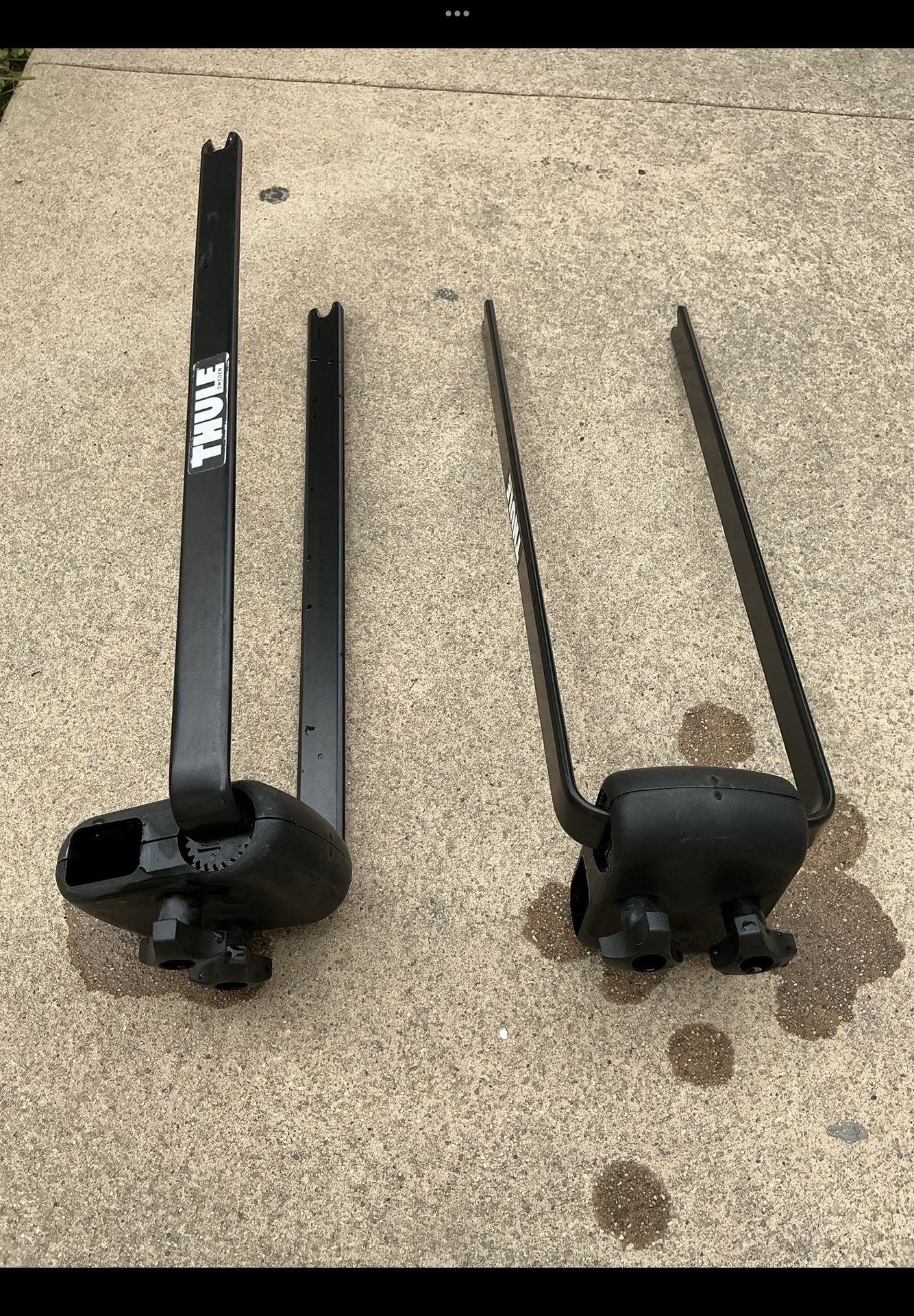 2 Thule Front Wheel Holders