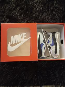 Nike Shoes Size 2c
