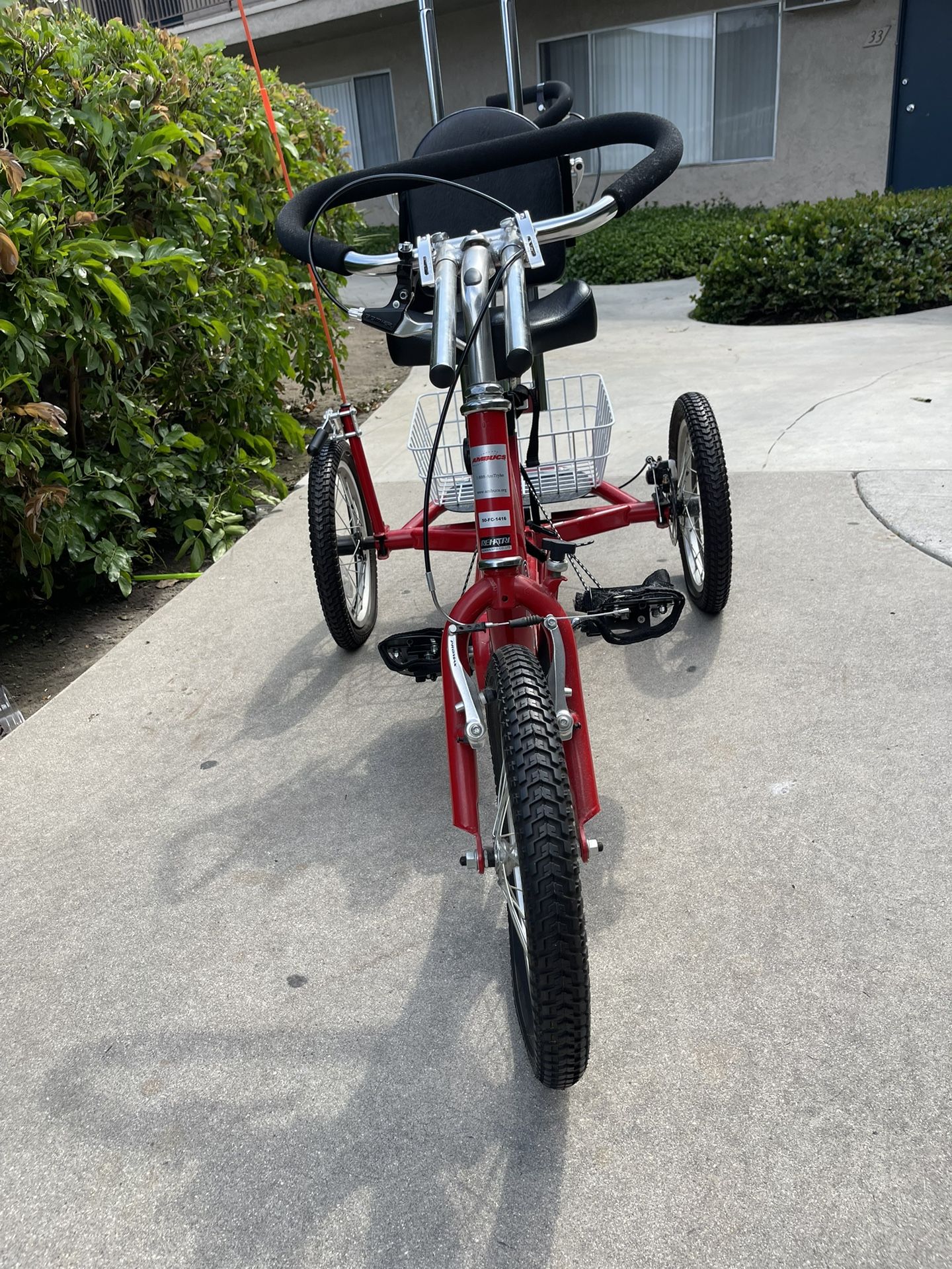 Bicicleta Terapéutica Para Nińos Con Discapacidades Físicas Especiales