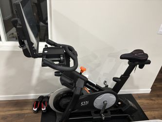 NordicTrack S22i Stationary Indoor Exercise Bike  
