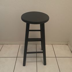 Solid Wood Stool.. (refurbished) Delivery Is Available 