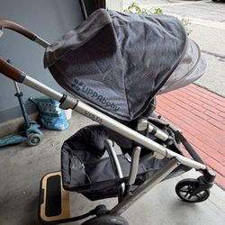 Uppababy Vista Stroller With Bassinet Piggy Back And Extras