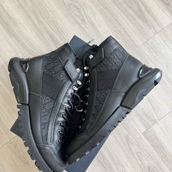 SIZE 11 men Black Dior B22 boots