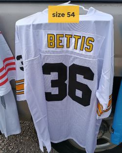 NFL And MLB Jerseys  2605/25 Avenue Biloxi 