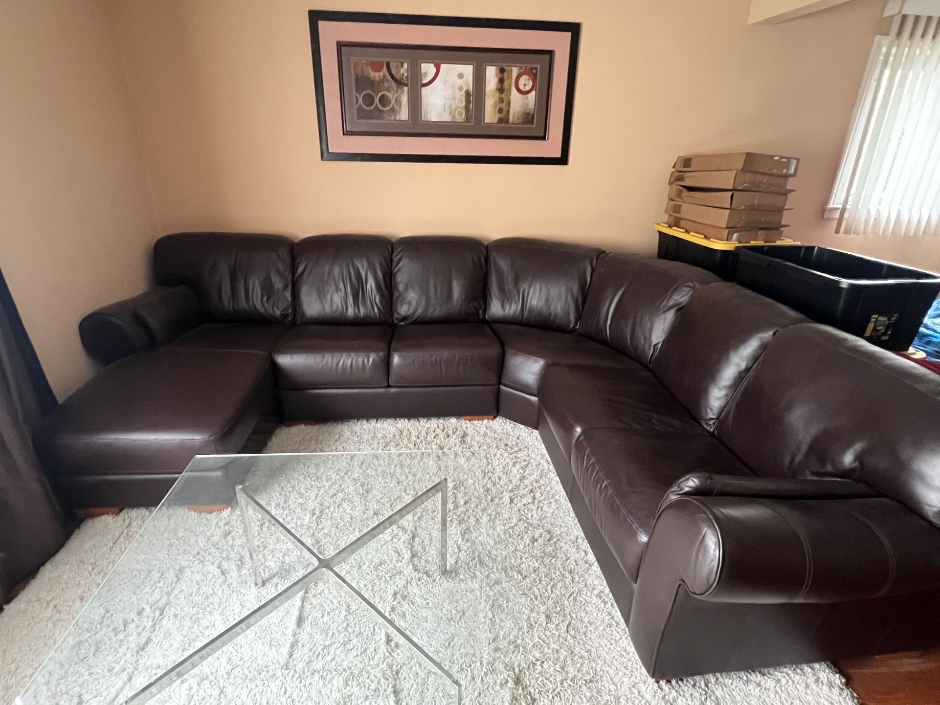 4 Pcs Leather Sofa With Chaise Great Conditon
