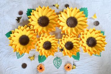 Sunflower paper flower set