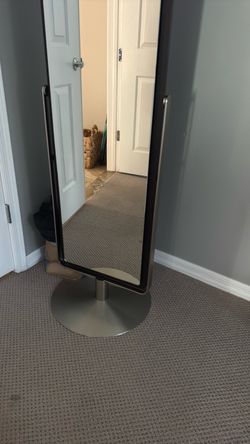 Full-Length Floor Mirror with Round Base